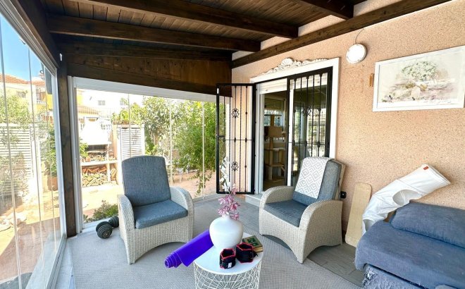 Resale - Villa -
Orihuela Costa - La Regia