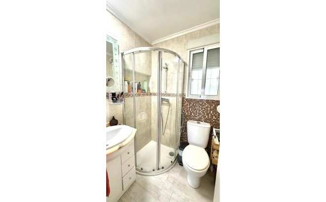 Resale - Villa -
Orihuela Costa - La Regia