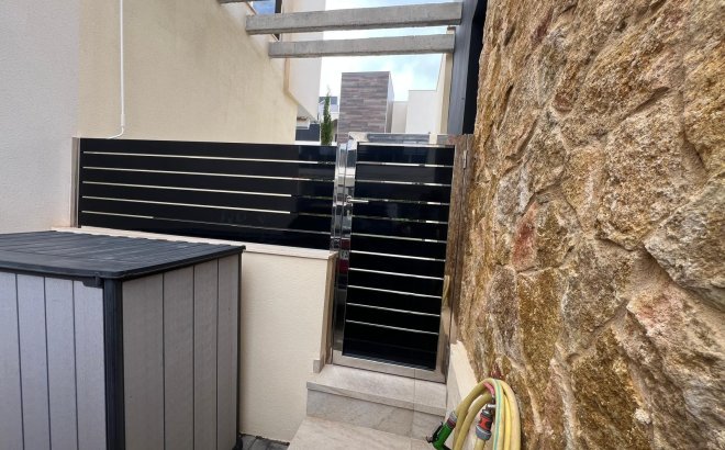 Revente - Villa -
Orihuela Costa - Lomas de Cabo Roig