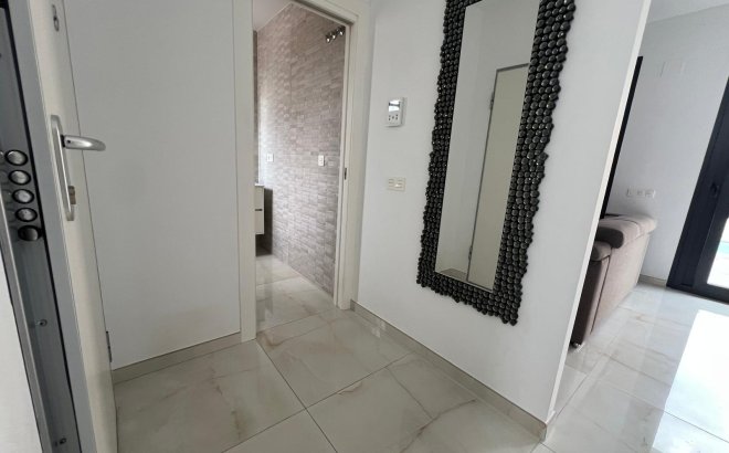 Revente - Villa -
Orihuela Costa - Lomas de Cabo Roig