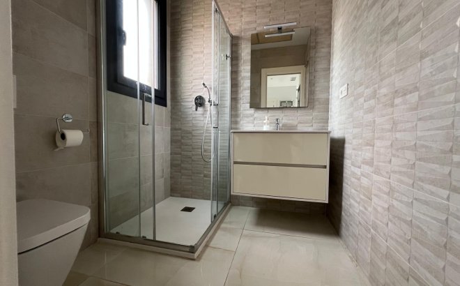 Revente - Villa -
Orihuela Costa - Lomas de Cabo Roig