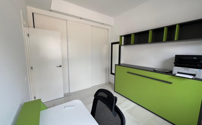 Revente - Villa -
Orihuela Costa - Lomas de Cabo Roig