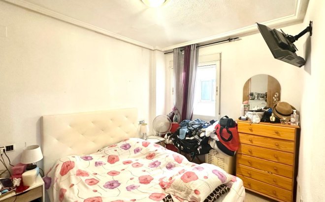 Resale - Apartment -
Torrevieja - Estacion De Autobuses