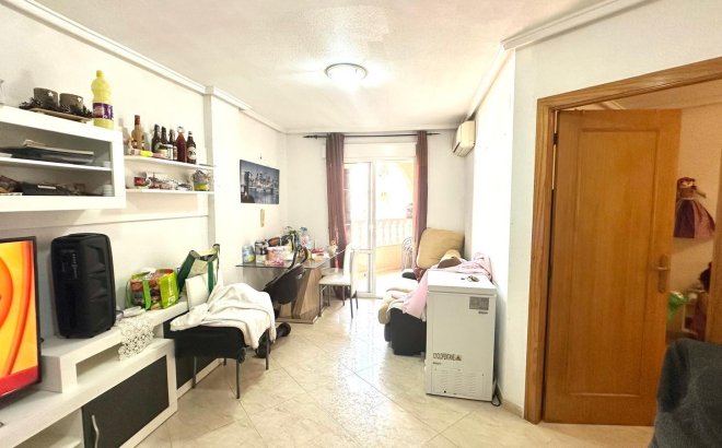 Resale - Apartment -
Torrevieja - Estacion De Autobuses