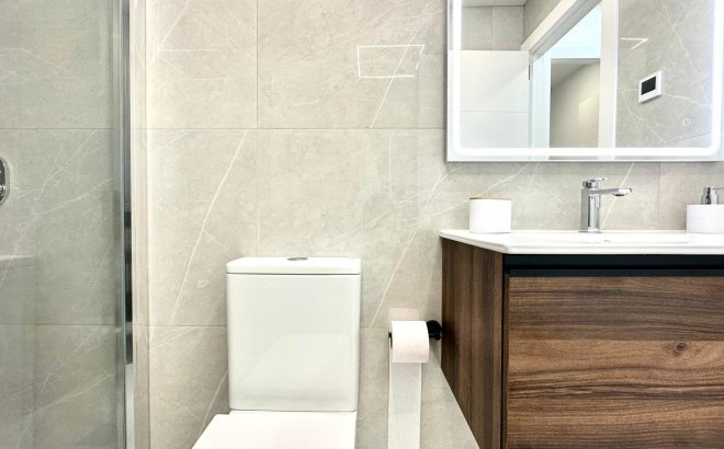 Resale - Apartment -
Torrevieja - Playa del Cura