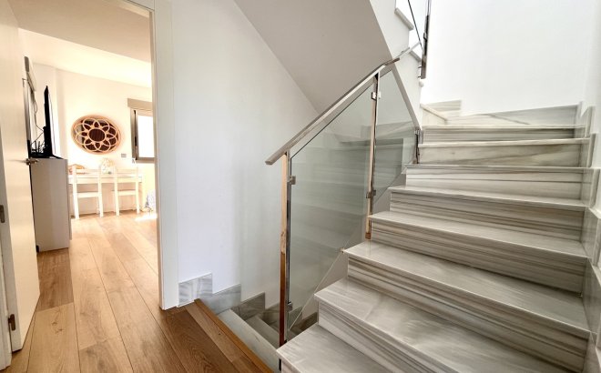 Resale - Villa -
Torre de la Horadada - Costa Blanca