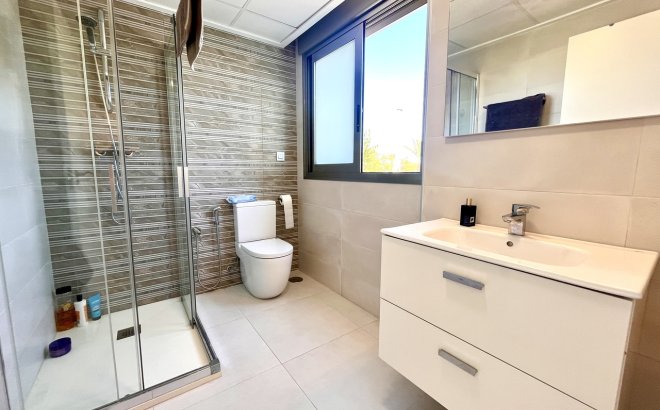 Resale - Villa -
Torre de la Horadada - Costa Blanca