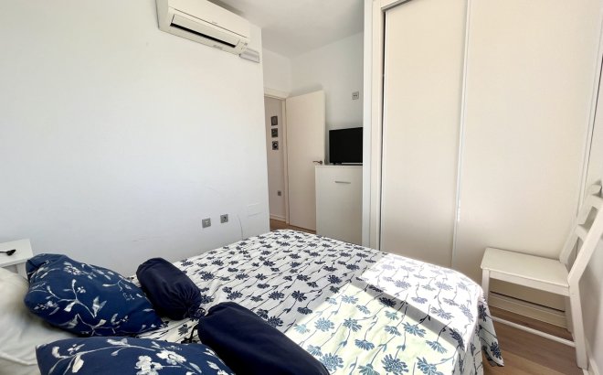 Resale - Villa -
Torre de la Horadada - Costa Blanca