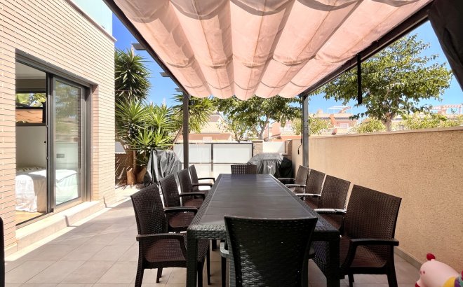 Resale - Villa -
Torre de la Horadada - Costa Blanca