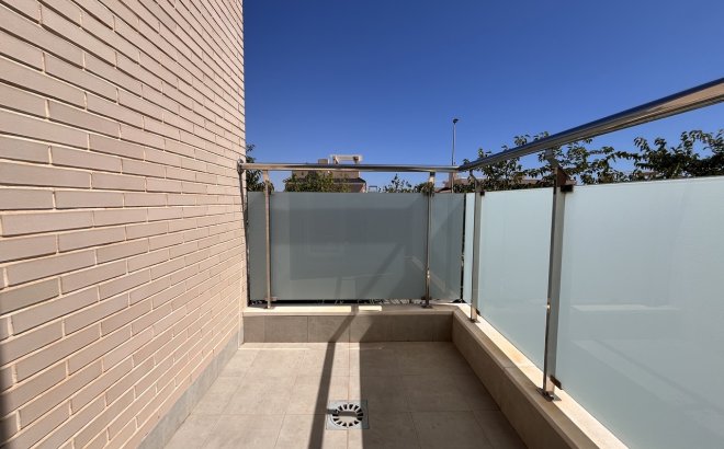 Resale - Villa -
Torre de la Horadada - Costa Blanca