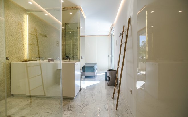 Resale - Apartment -
Las Colinas Golf - Costa Blanca