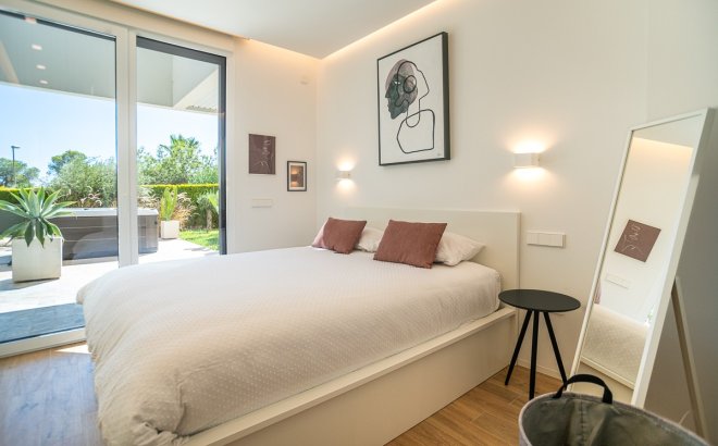 Resale - Apartment -
Las Colinas Golf - Costa Blanca