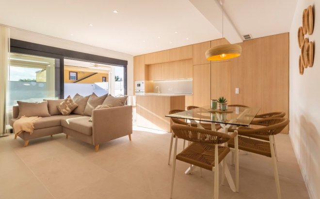 Resale - Semi Detached -
Torrevieja - Costa Blanca