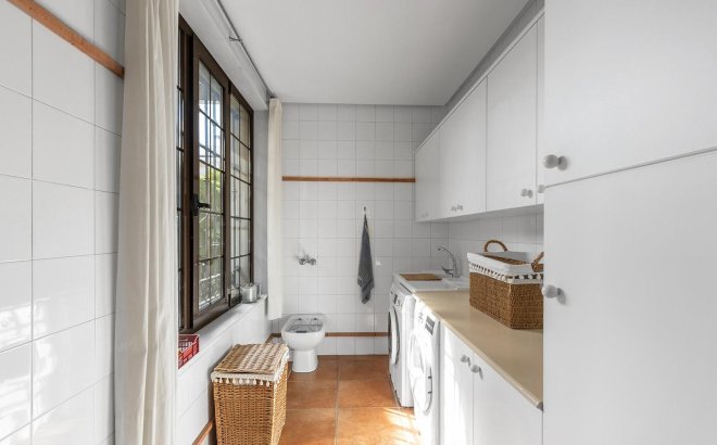 Resale - Villa -
Torrevieja - La Veleta