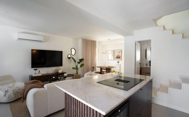 Resale - Semi Detached -
Orihuela Costa - Los Almendros-la Florida