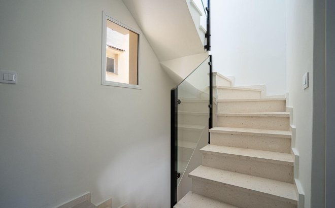 Resale - Semi Detached -
Orihuela Costa - Los Almendros-la Florida