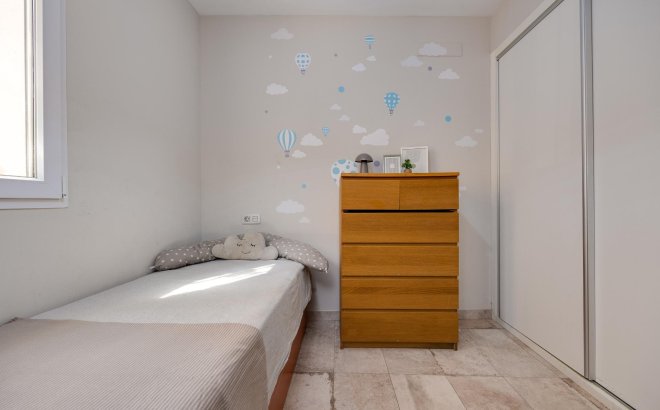 Resale - Town House -
Torrevieja - Centro