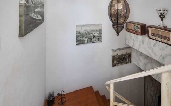 Resale - Town House -
Torrevieja - Centro