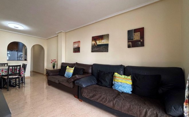 Resale - Apartment -
Torrevieja - Centro