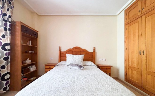 Resale - Apartment -
Torrevieja - Centro