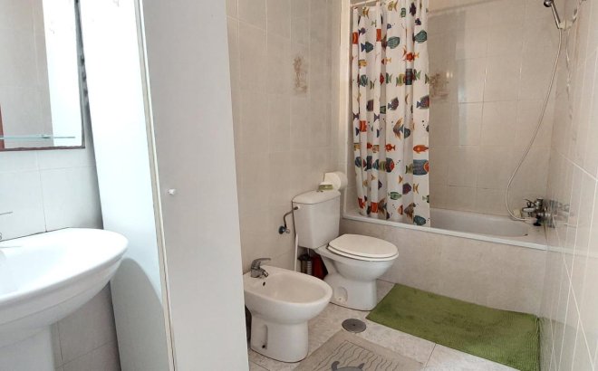 Resale - Apartment -
Torrevieja - Estacion De Autobuses