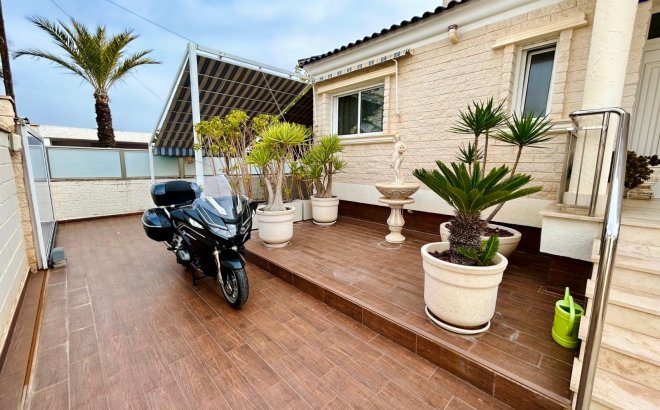 Revente - Villa -
Torrevieja - Costa Blanca