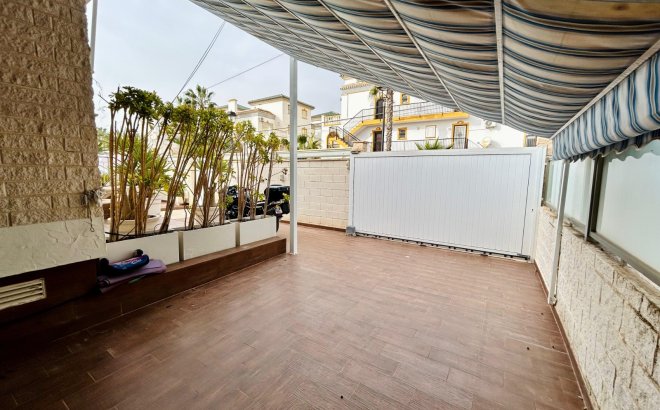 Revente - Villa -
Torrevieja - Costa Blanca