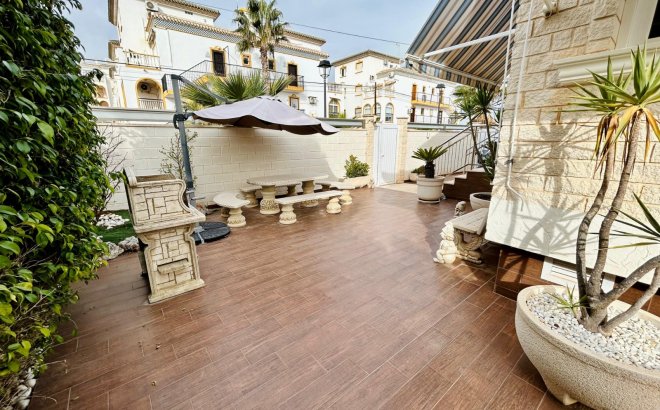 Revente - Villa -
Torrevieja - Costa Blanca