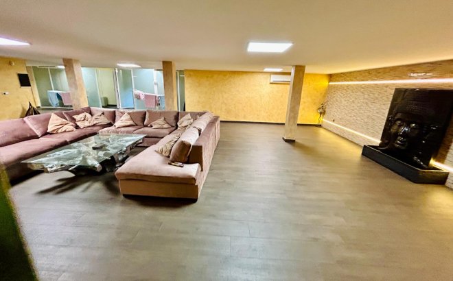 Revente - Villa -
Torrevieja - Costa Blanca