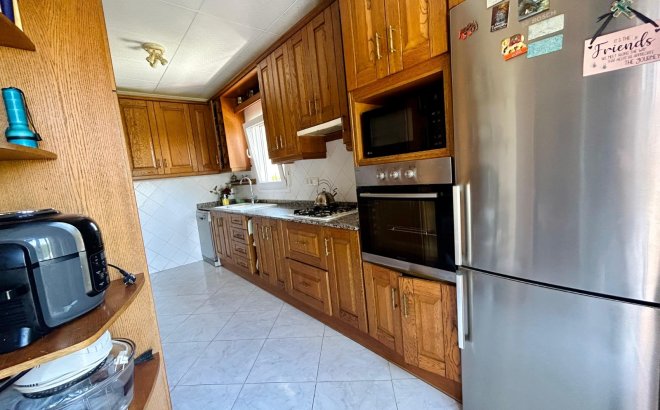 Resale - Villa -
El Chaparral - Inland