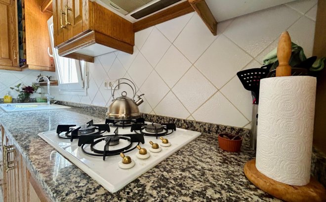 Resale - Villa -
El Chaparral - Inland