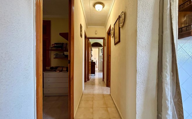 Resale - Villa -
El Chaparral - Inland