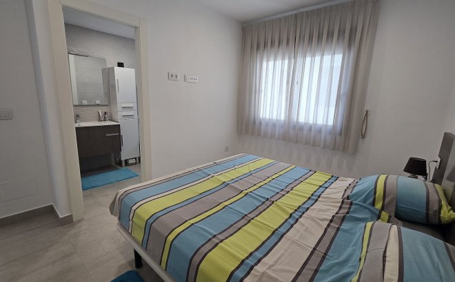 Revente - Appartement -
Pilar de la Horadada - Costa Blanca