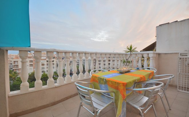 Resale - Penthouse -
Torrevieja - Playa del Cura
