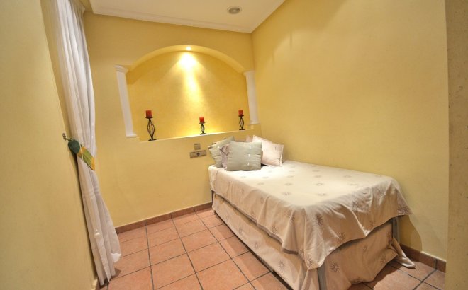 Resale - Penthouse -
Torrevieja - Playa del Cura