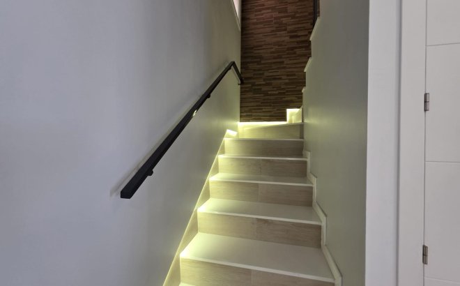 Resale - Villa -
Pilar de la Horadada - Zona Pueblo