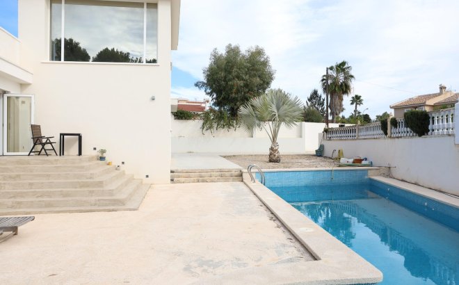 Resale - Villa -
Ciudad Quesada - Costa Blanca Sur