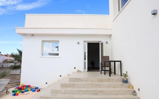 Resale - Villa -
Ciudad Quesada - Costa Blanca Sur