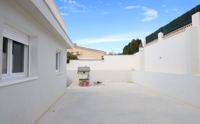 Resale - Villa -
Ciudad Quesada - Costa Blanca Sur