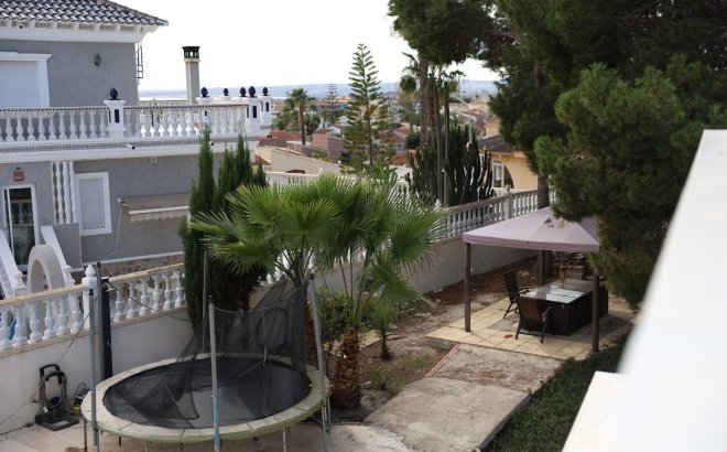 Resale - Villa -
Ciudad Quesada - Costa Blanca Sur