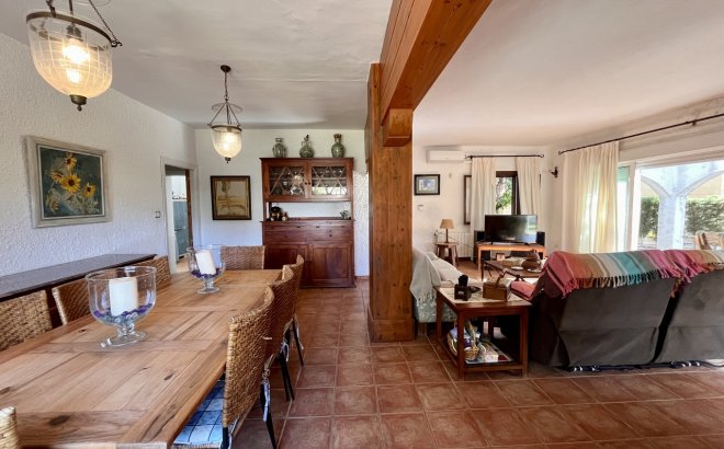 Resale - Villa -
Cabo Roig - Costa Blanca