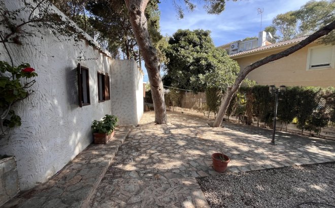 Resale - Villa -
Cabo Roig - Costa Blanca