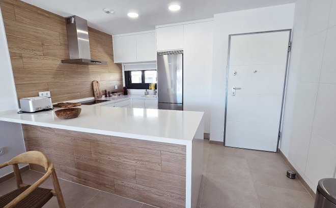 Resale - Penthouse -
Lo Romero Golf - Inland