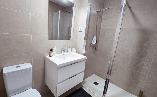 Resale - Penthouse -
Lo Romero Golf - Inland