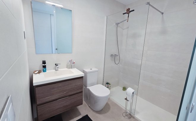 Resale - Penthouse -
Lo Romero Golf - Inland