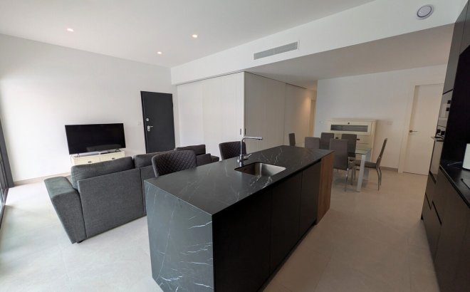 Resale - Bungalow -
Pilar de la Horadada - Costa Blanca