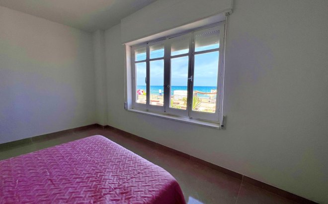 Resale - Villa -
La Mata - Costa Blanca