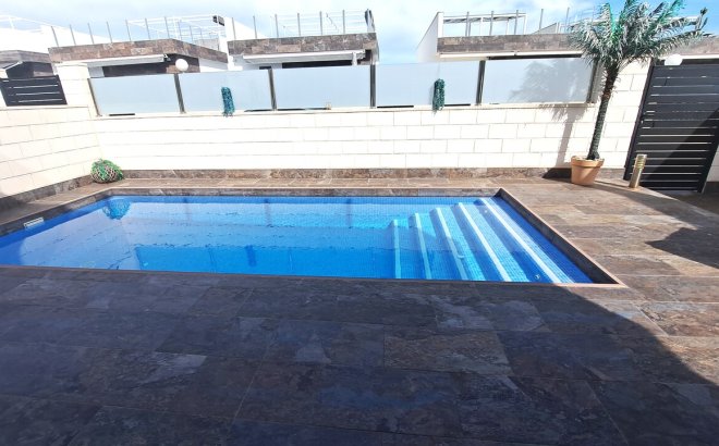 Resale - Villa -
Orihuela Costa - Costa Blanca