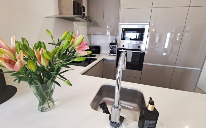 Resale - Villa -
Orihuela Costa - Costa Blanca