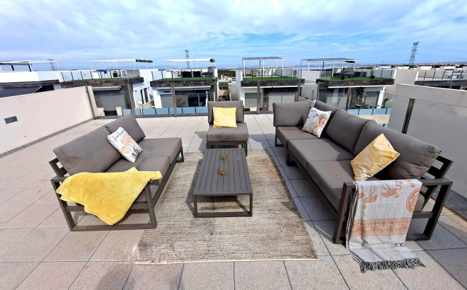 Resale - Villa -
Orihuela Costa - Costa Blanca